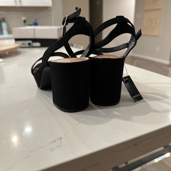 Torrid platform block heel sandal - Picture 3 of 6